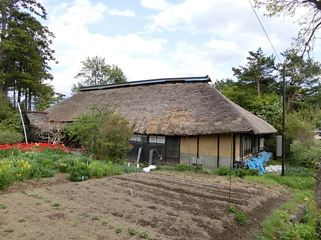 上山市文化財の武家屋敷・三輪家全景