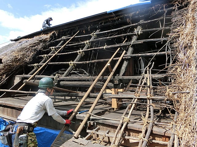 上山市文化財の武家屋敷・三輪家工事状況。