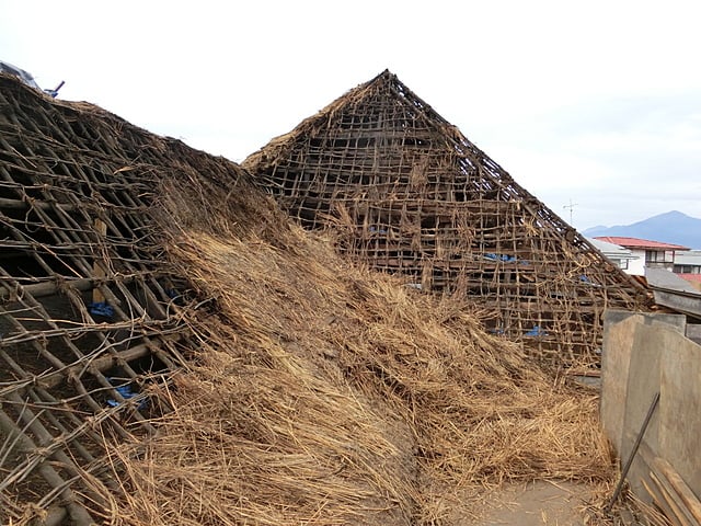 東根市の本源寺様　屋根解体状況