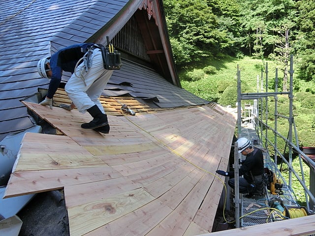 工事中の廣徳寺（こうとくじ）様