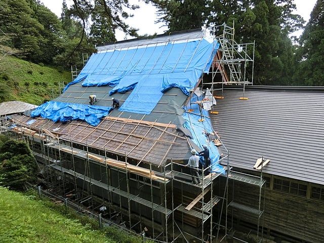 工事中の廣徳寺（こうとくじ）様