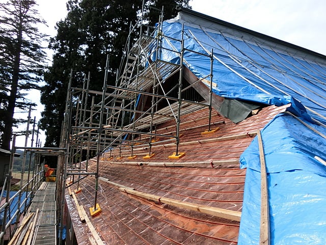 工事中の廣徳寺（こうとくじ）様