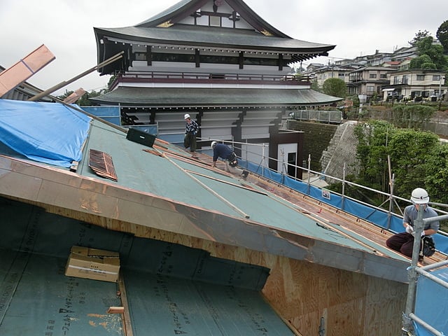 瀧澤寺様　壇信徒会館の屋根工事