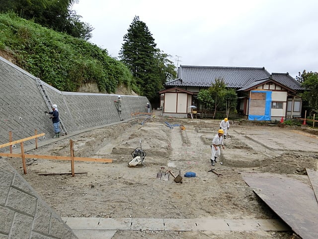 観音寺様　基礎工事中