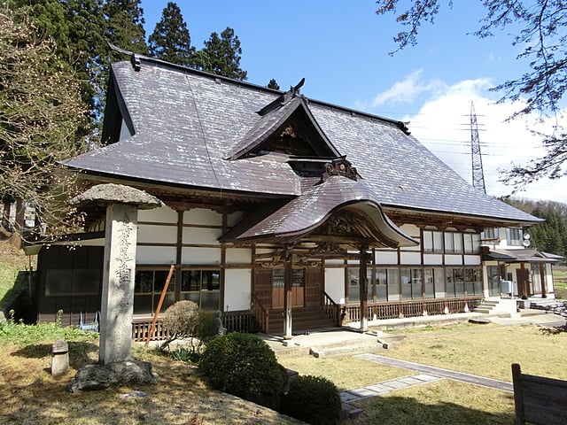 本覚寺様全景